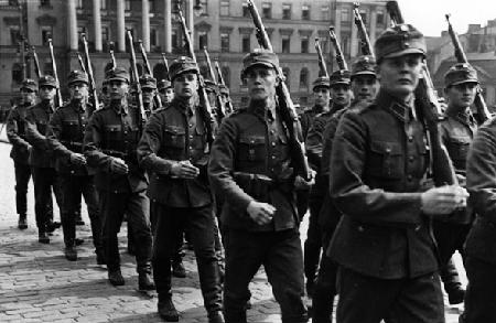 Lippujuhlaparaati Helsingin Suurtorilla 16.5.1938